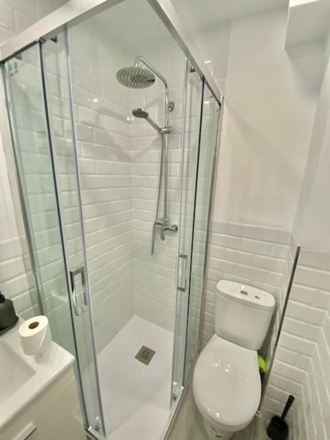 Estudio Nuevo Y Con Piscina Benalmádena Exteriör bild