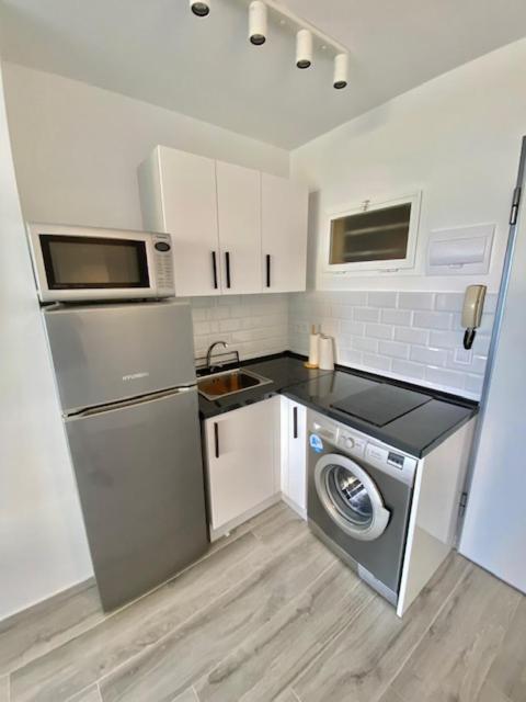 Estudio Nuevo Y Con Piscina Benalmádena Exteriör bild