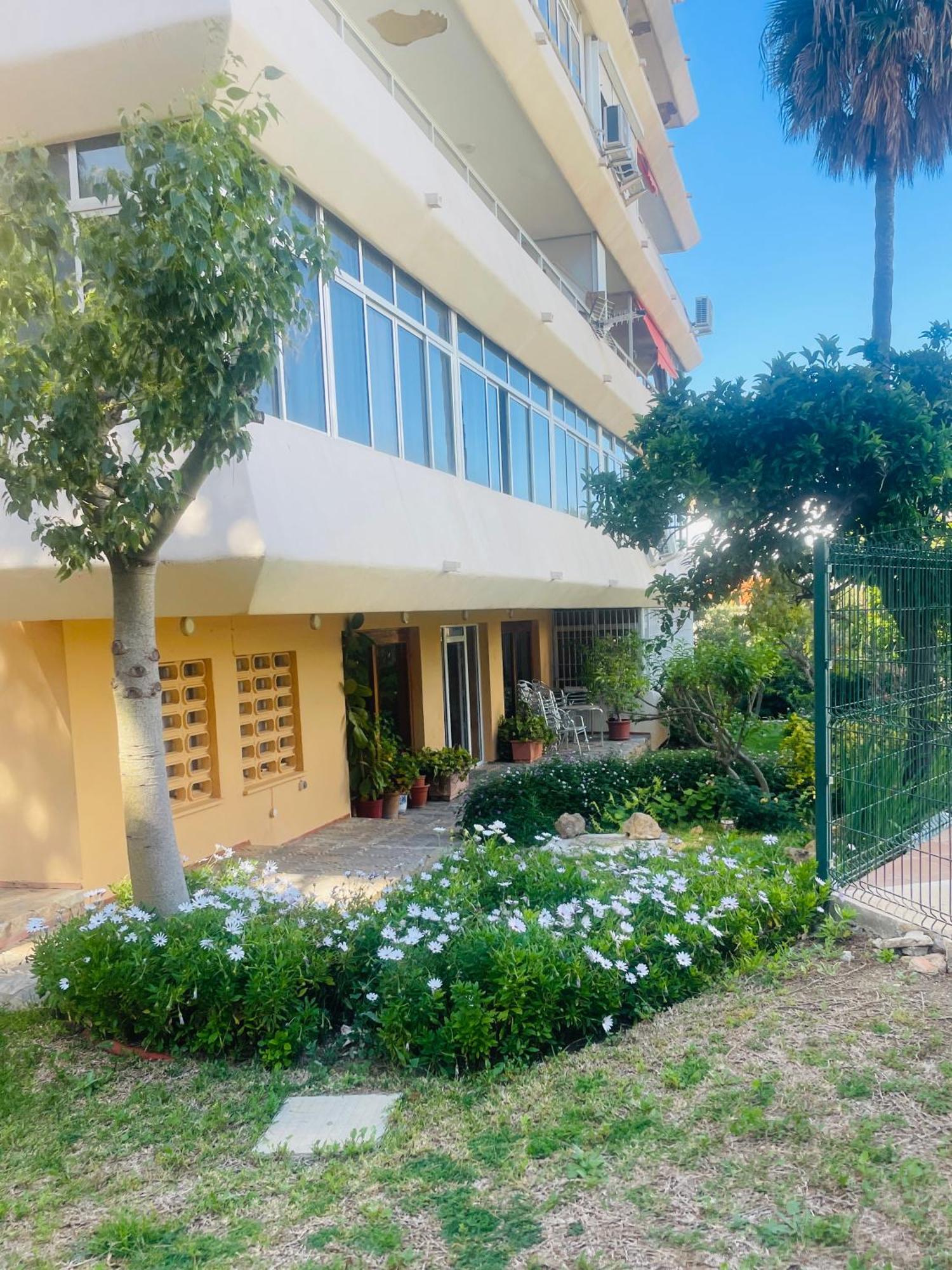 Estudio Nuevo Y Con Piscina Benalmádena Exteriör bild
